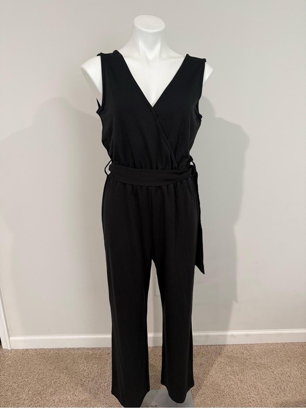 New Amazon The Drop Women's @caralynmirand Sleeveless Wrap Jumpsuit size Small